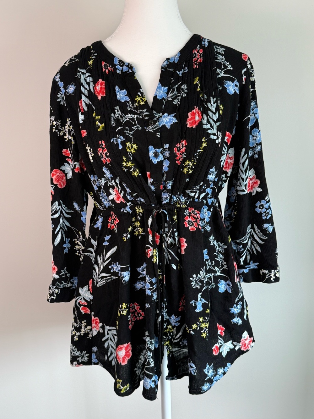 Hilary Radley Black Floral Drawstring Tunic Blouse Large - Picture 2 of 5